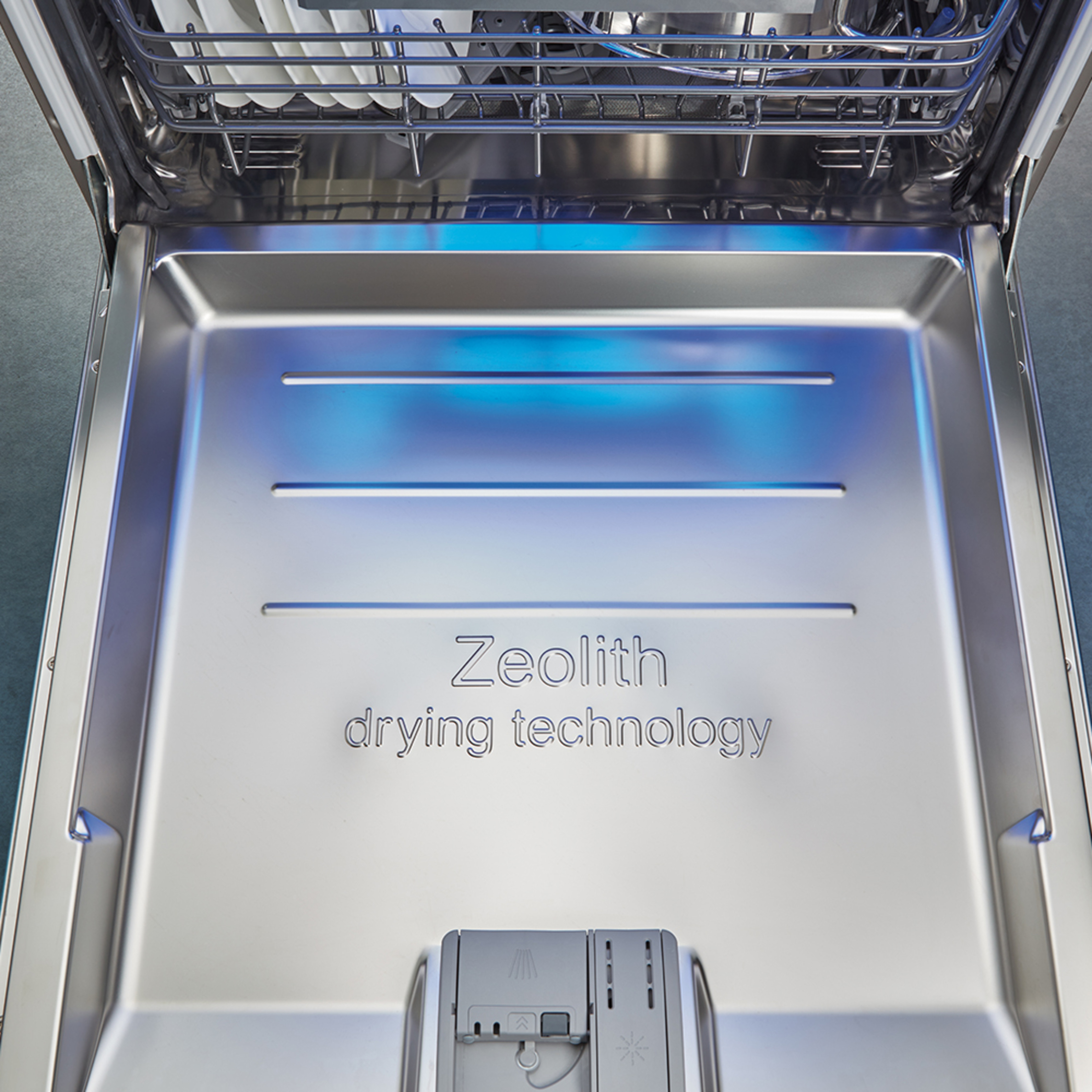 Zeolith Trocknen – Für glänzende Spülergebnisse bei DM Elektrotechnik in Dettingen unter Teck